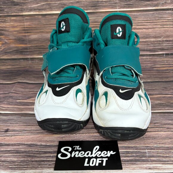 Nike Air Max Speed Turf GS Youth Athletic Basketball Shoes Size 7 - Picture 2 of 8